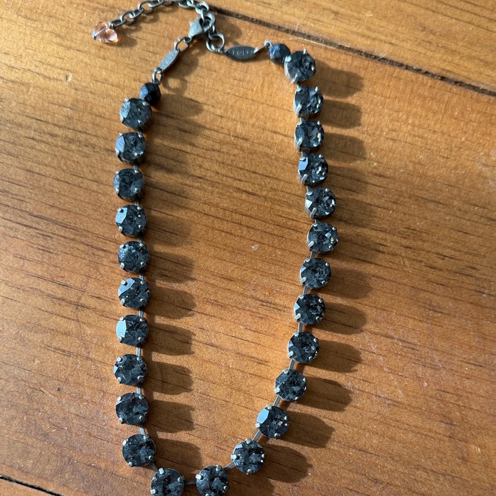 Sabika Elegant Black Crystal Necklace